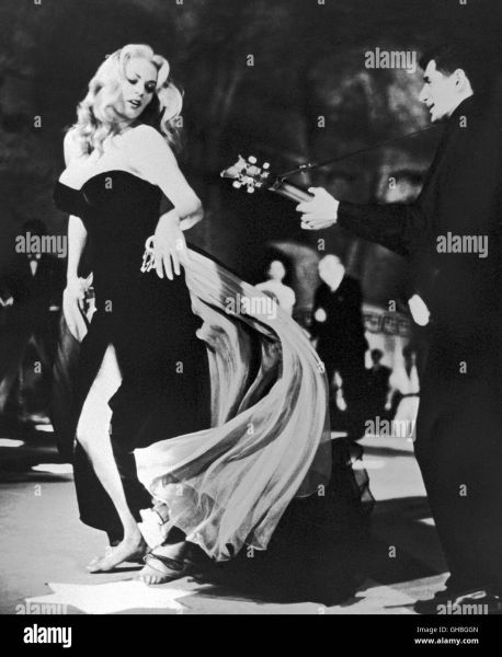 La Dolce Vita Poster